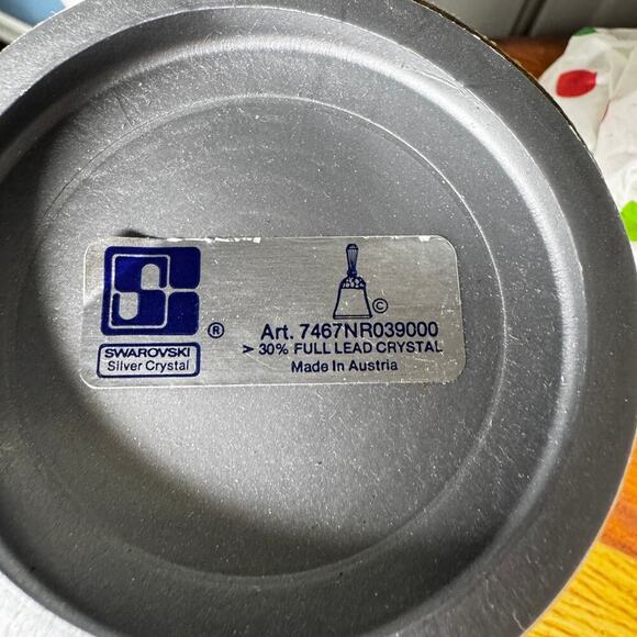 Swarovski Crystal Small Dinner Bell 7467NR039000 Wedding Flowers Collectible Box - Picture 3 of 9